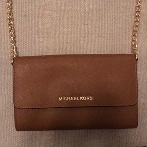Micheals Kors Jet Set Travel Crossbody